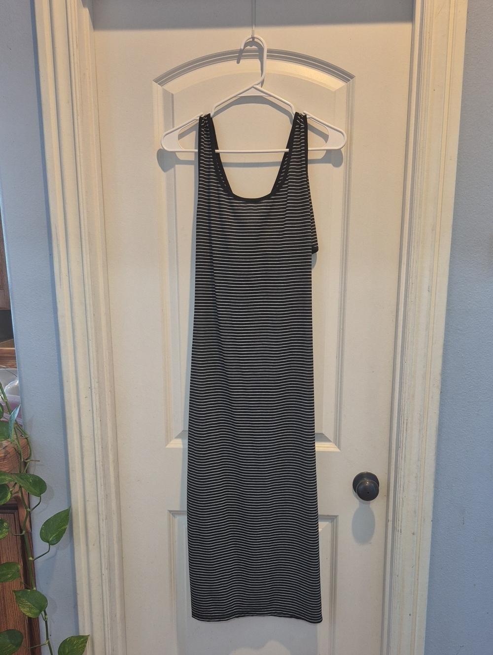 Striped Black and White Sleeveless Maxi Dress